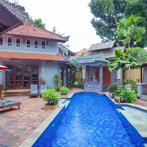 Naga Maya Villa Legian (Bali)